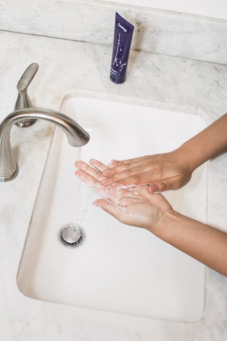 higiene lavandose las manos