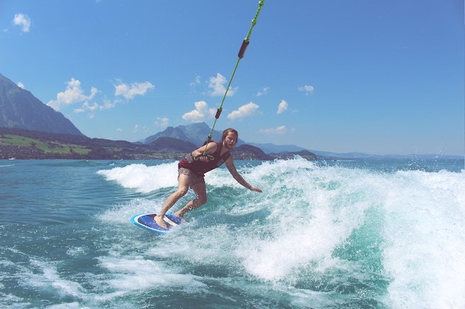 Uno de los deportes acuáticos favoritos de los amantes de Valle de Bravo es el wakeboard.