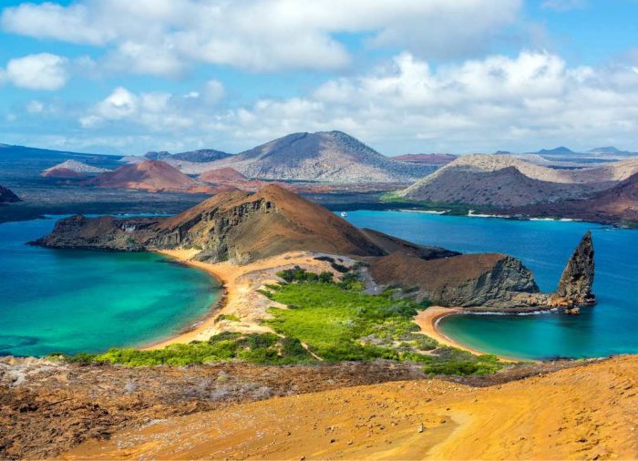 Conocidas en el mundo como “Las Islas Encantadas”, las paradisiacas Islas Galápagos se encuentran en el Ecuador y constituyen un archipiélago del Océano Pacífico.