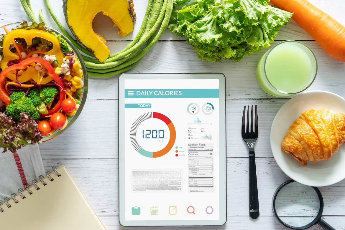 Las apps para contar calorías están disponibles en App Store y Google Play, así que no hay pretexto para retrasar tu vida fit.