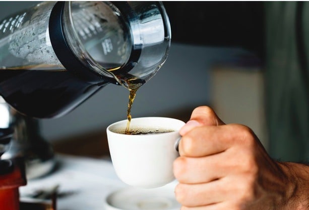 El consumo excesivo de cafeína genera hiperactividad en el sistema nervioso, y puede ser causa de ansiedad