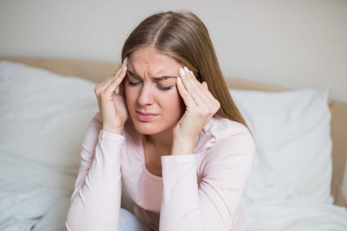 Es común que después de sufrir un trauma o golpe fuerte, te duela la cabeza
