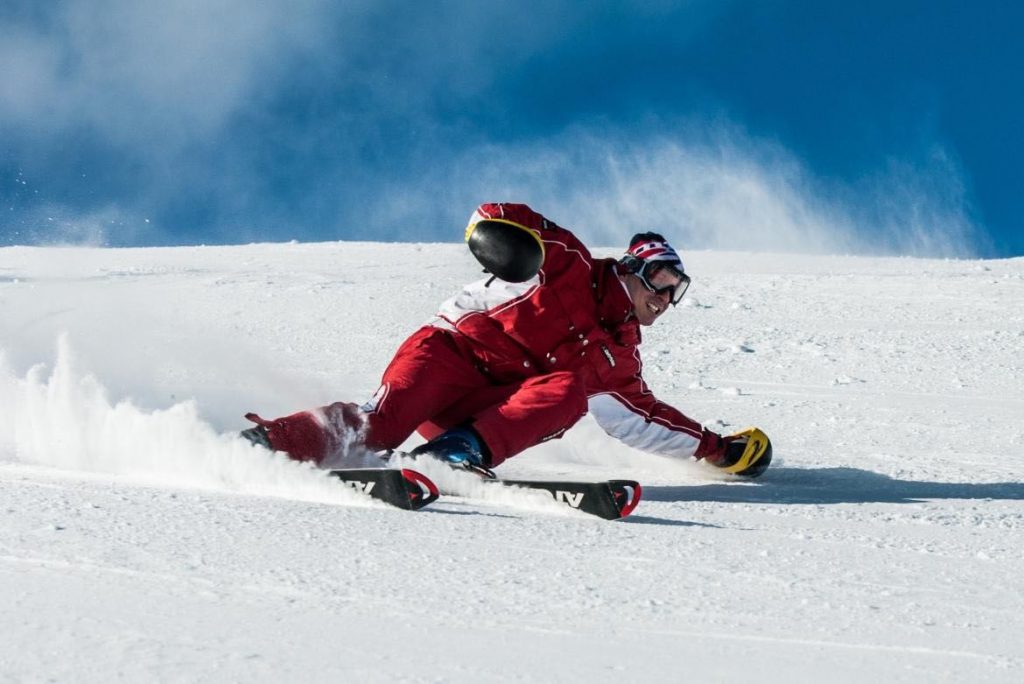 4 Destinos de ensueño para esquiar que incluyen spa