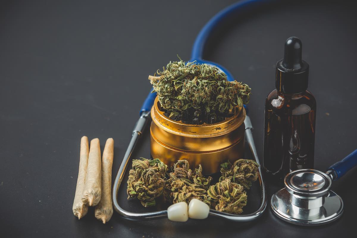 Cómo extractos de marihuana medicinal pueden combatir el Covid, según expertos