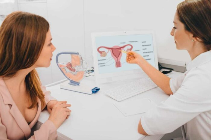 Tener un ginecólogo de cabecera es importante para mantener una adecuada salud sexual en las mujeres, ya que es el especialista que cuida la salud íntima.