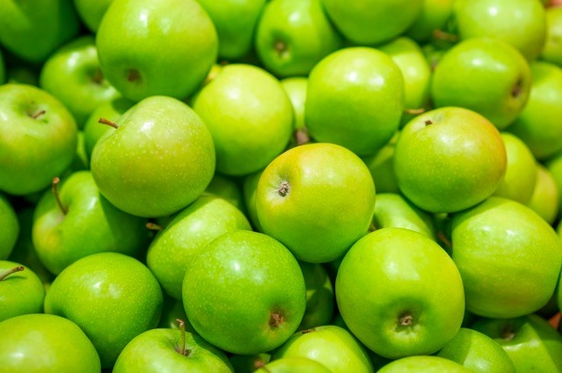 Granny Smith, una manzana verde rica en antioxidantes que protegen tu piel