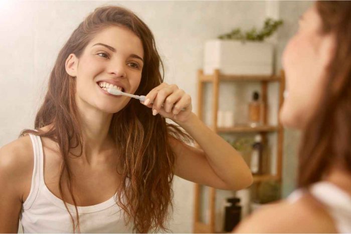 La higiene bucal adquiere un papel protector y el cepillado dental es el primer paso para tenerla.