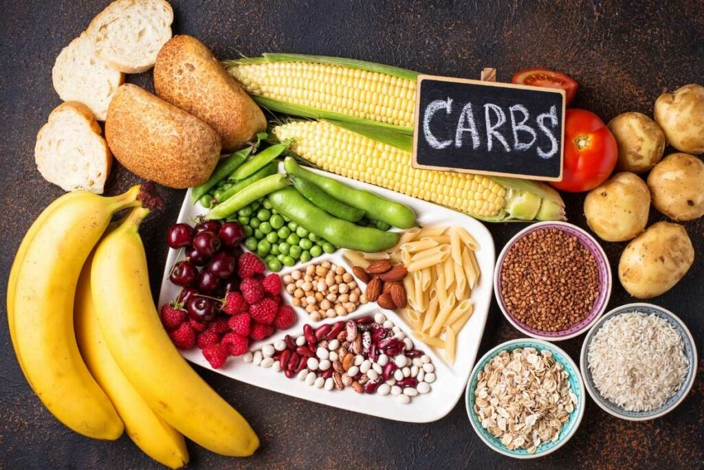 Para llevar un control de los carbohidratos que consumes en tu dieta, debes conocer que existen tres tipos: azúcares, almidones y fibra