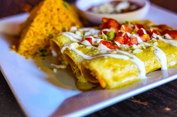 Si quieres un buen restaurant e Dallas para comer comida tex-mex, RJ Mexican Cuisine es el lugar perfecto para ti.