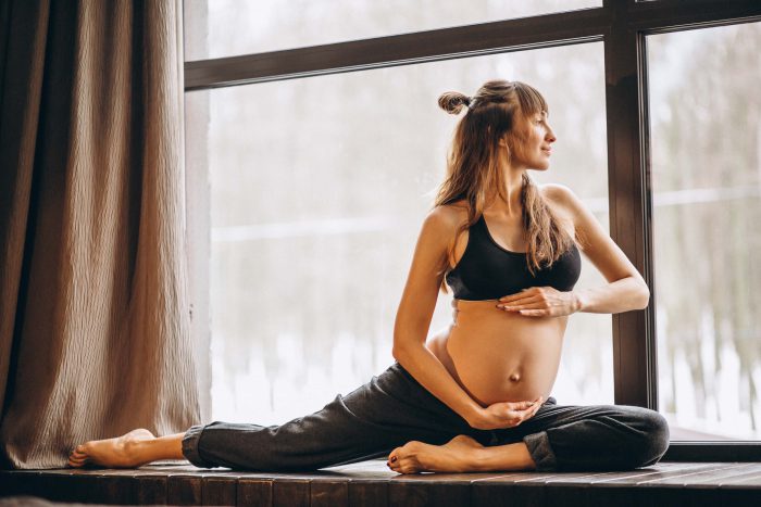Un mito del ejercicio muy común es evitar ciertos tipos de ejercicio durante el embarazo. Ahora se ha comprobado que tener actividad física moderada es seguro para las mujeres embarazadas
