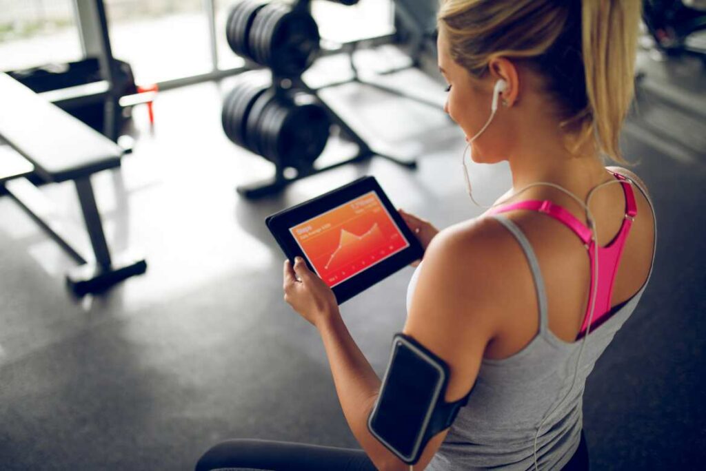 Relanza wOS su app fitness digital, construyendo hábitos saludables