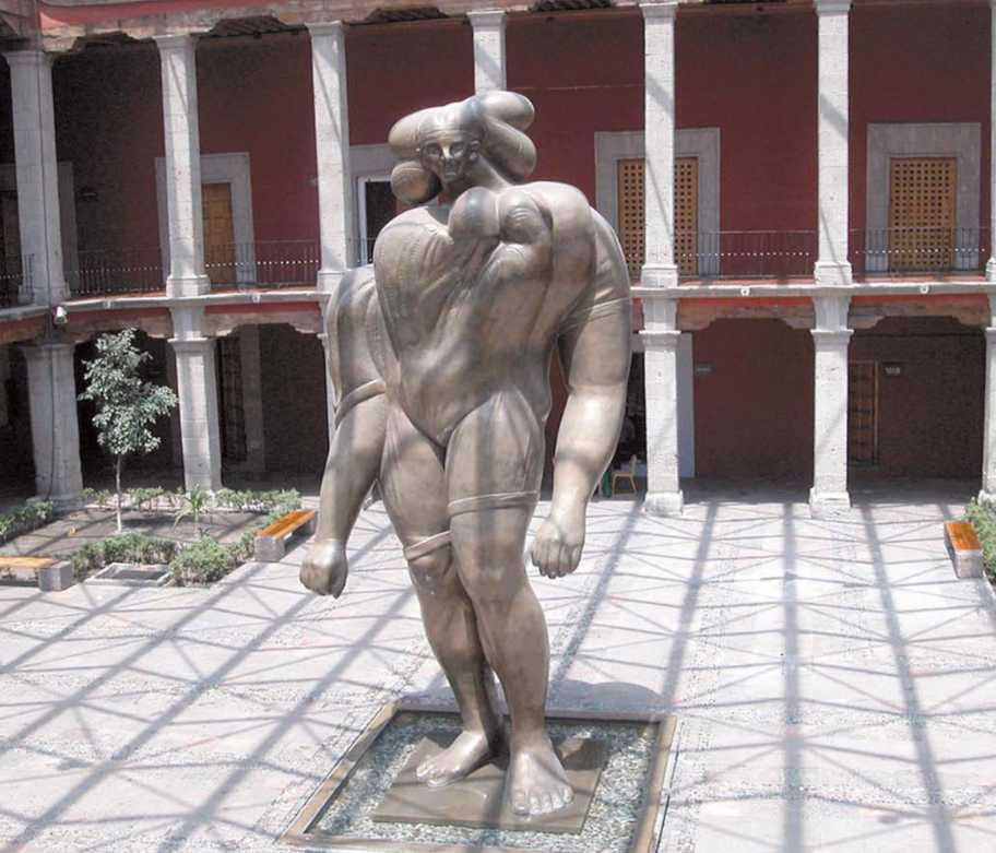 La "Giganta" es una escultura creada por el artista mexicano José Luis Cuevas. La obra representa una figura femenina de gran tamaño, con una estética que combina elementos realistas y abstractos. Fue creada en 1970 y actualmente se encuentra en exhibición en el Museo Nacional de Arte de la Ciudad de México. 