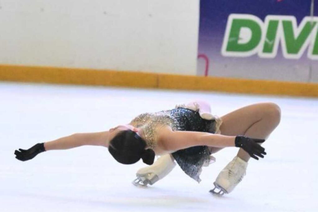 Regina García de León es una joven talentosa en el mundo del patinaje artístico sobre hielo